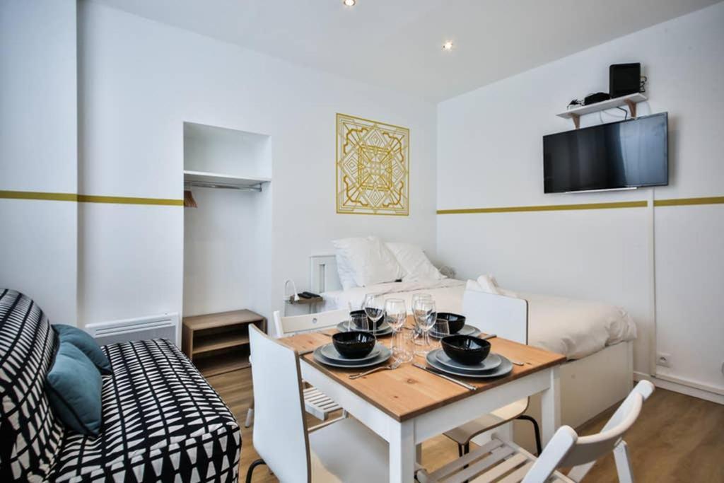 Cosy Independant Studio Proche Gare Et Jardin Париж Екстериор снимка