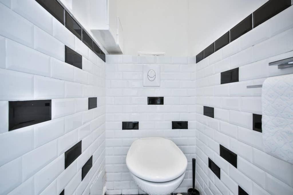 Cosy Independant Studio Proche Gare Et Jardin Париж Екстериор снимка